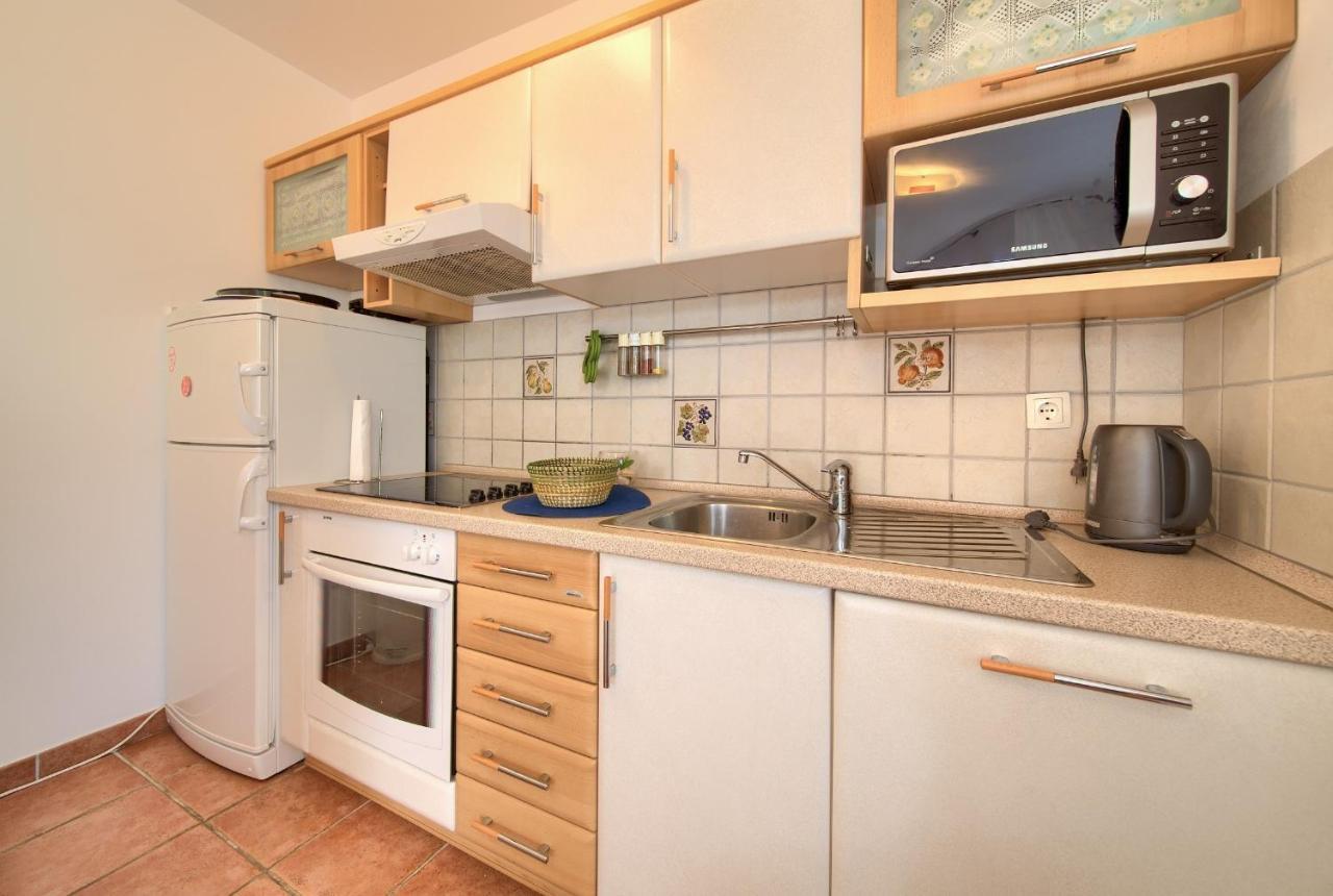 Apartment Camellia Vantacici Dış mekan fotoğraf